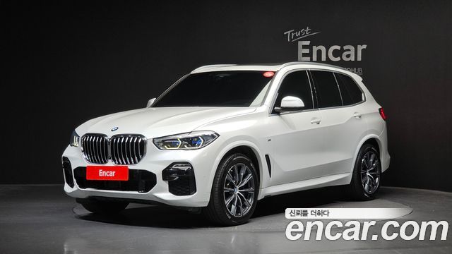 BMW X5 xDrive 30d M Sport — пробег 95 048 км — фото 1 из 5