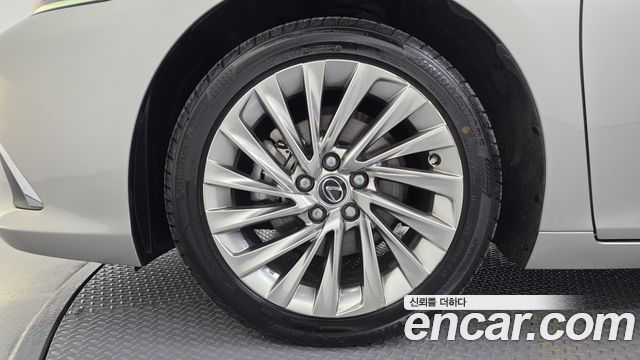 Lexus ES из Кореи Encar