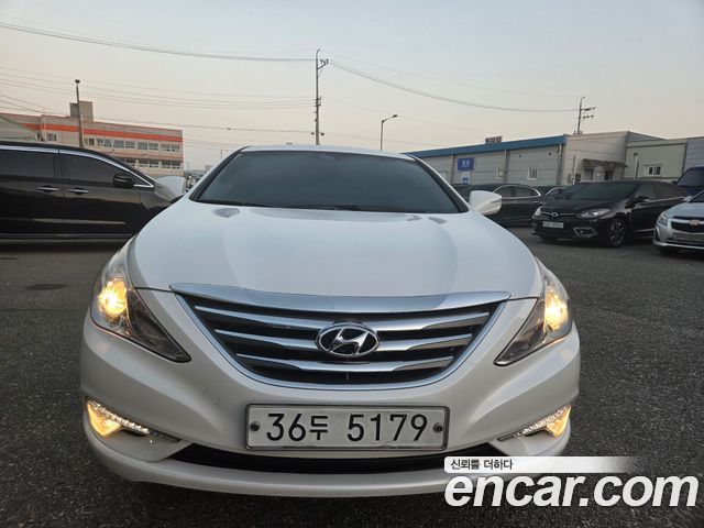 Hyundai Sonata LPI Premium — пробег 114 000 км — фото 1 из 5