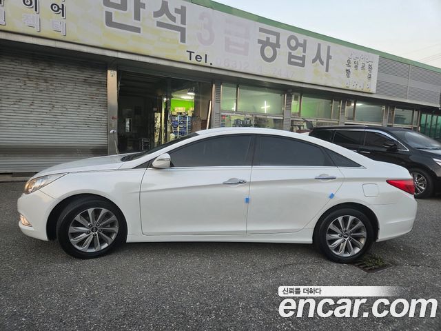 Hyundai Sonata LPI Premium — пробег 114 000 км — фото 4 из 5