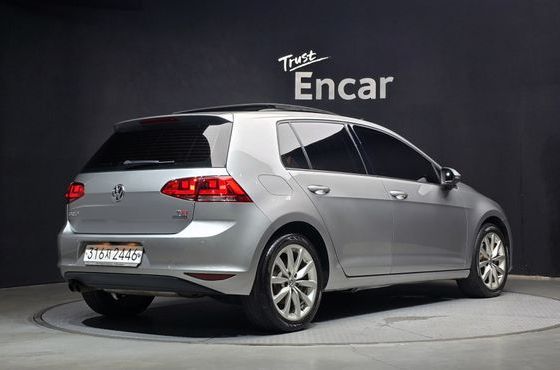 Volkswagen Golf 1.4 TSI — пробег 78 415 км — фото 2 из 5