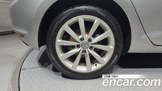 Volkswagen Golf 1.4 TSI — пробег 78 415 км — фото 5 из 5