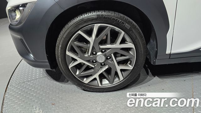 Hyundai Kona Inspiration — пробег 40 150 км — фото 5 из 5