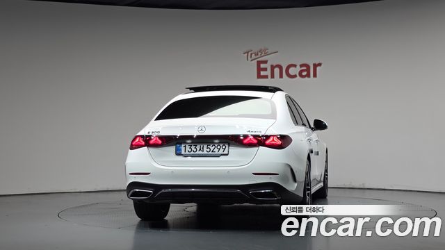 Mercedes-Benz E-Class E300 4MATIC AMG Line — пробег 17 316 км — фото 4 из 5