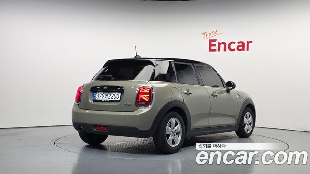 Mini Cooper из Кореи Encar