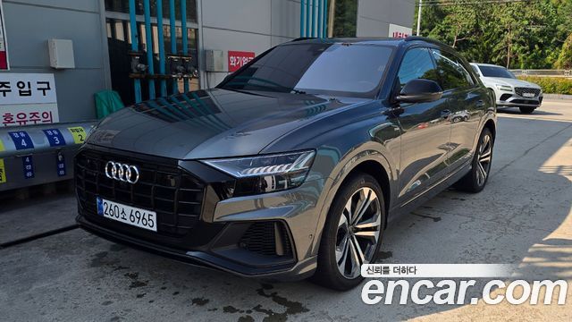 Audi Q8 55 TFSI Quattro Premium — пробег 3 416 км — фото 2 из 5