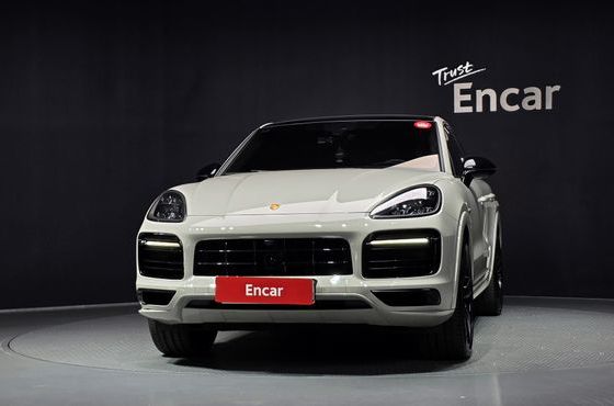 Porsche Cayenne 3.0 E-Hybrid Coupe — пробег 41 745 км — фото 3 из 5
