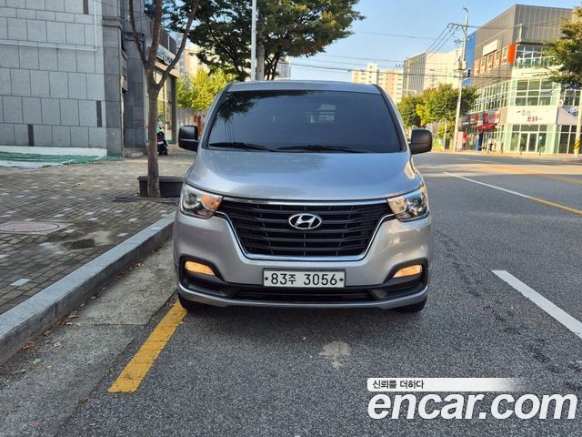 Hyundai Starex Van 3-Seater Smart — пробег 161 255 км — фото 1 из 5