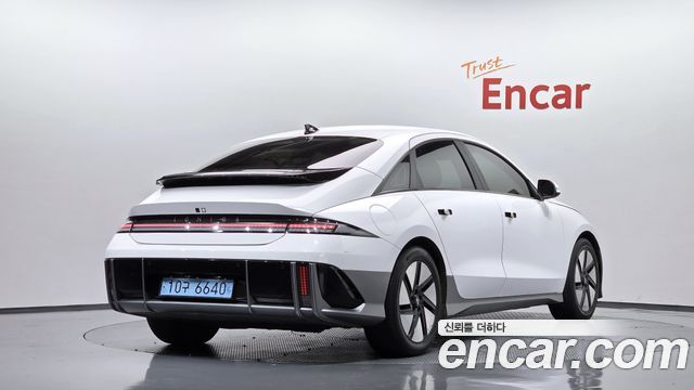 Hyundai Ioniq6 Long Range Exclusive — пробег 412 287 км — фото 2 из 5