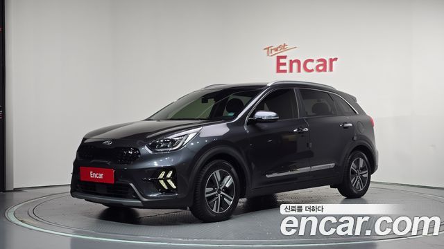 Kia Niro 1.6 HEV Noblesse Special — пробег 86 846 км — фото 1 из 5