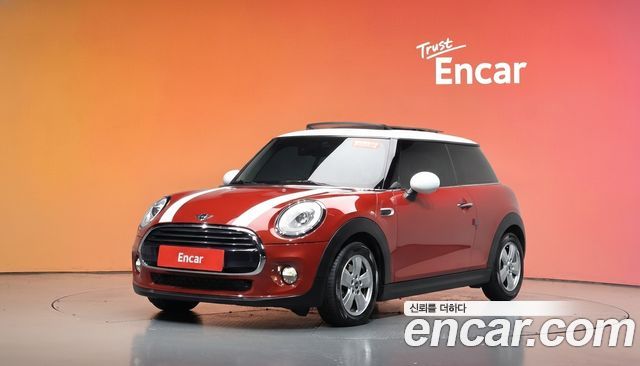 Mini Cooper Mid 3rd — пробег 42 855 км — фото 1 из 5