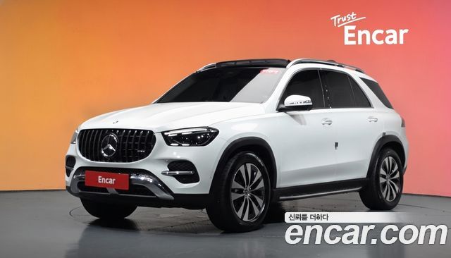 Mercedes-Benz GLE-Class GLE350 4MATIC — пробег 7 840 км — фото 1 из 5