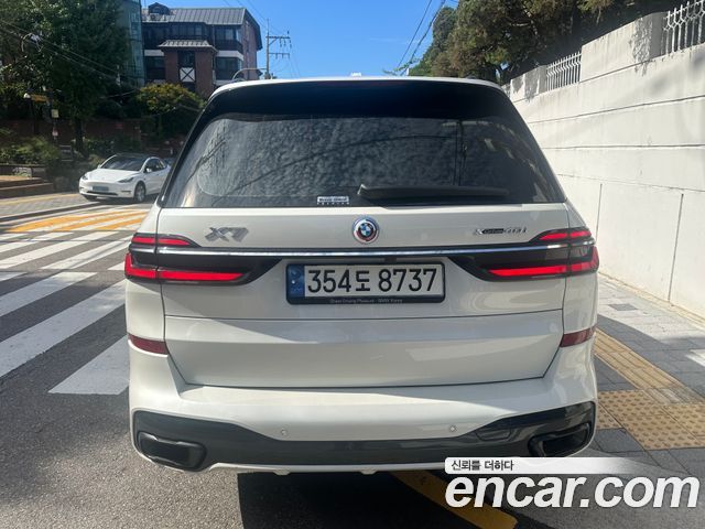 BMW X7 xDrive 40i M Sport 6STR — пробег 27 100 км — фото 4 из 5