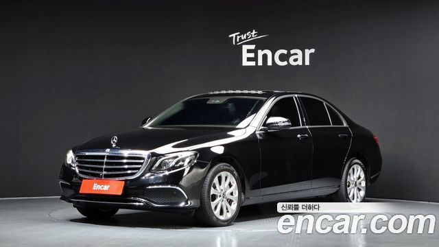Mercedes-Benz E-Class E300 4MATIC Exclusive Standard — пробег 114 492 км — фото 1 из 5