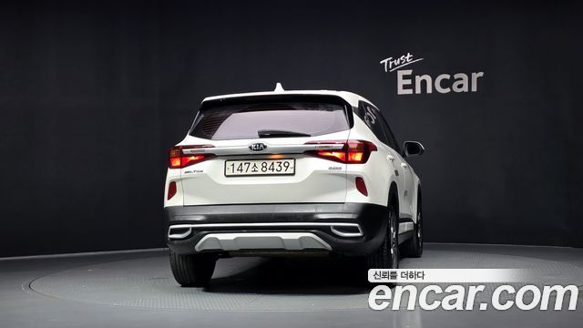 Kia Seltos из Кореи Encar