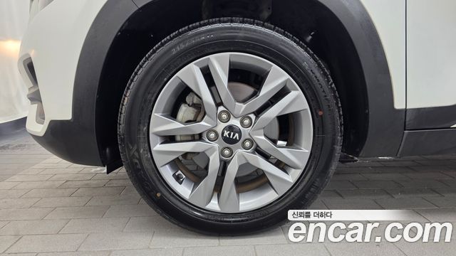 Kia Seltos из Кореи Encar