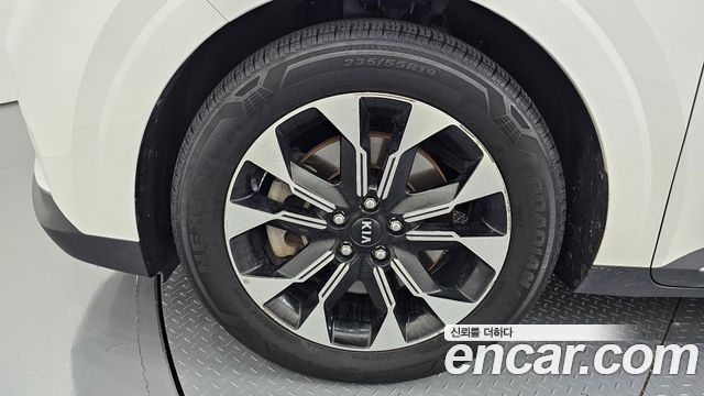 Kia Carnival Diesel 7-Seater Noblesse — пробег 116 897 км — фото 5 из 5