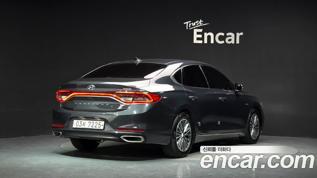Hyundai Grandeur из Кореи Encar