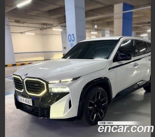 BMW XM 4.4 — пробег 20 909 км — фото 2 из 5