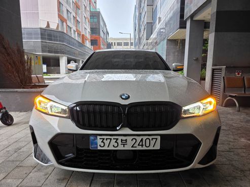 BMW 3-Series 320i M Sport — пробег 682 км — фото 1 из 5