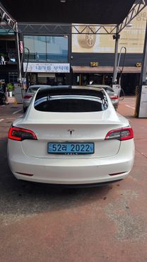 Tesla Model 3 RWD — пробег 65 700 км — фото 4 из 5