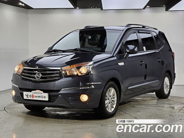 Ssangyong KORANDO 2WD LT 9-seater — пробег 158 767 км — фото 1 из 5