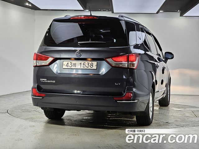 Ssangyong KORANDO 2WD LT 9-seater — пробег 158 767 км — фото 3 из 5