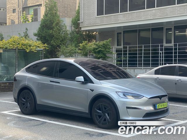 Tesla Model X AWD — пробег 5 300 км — фото 1 из 5