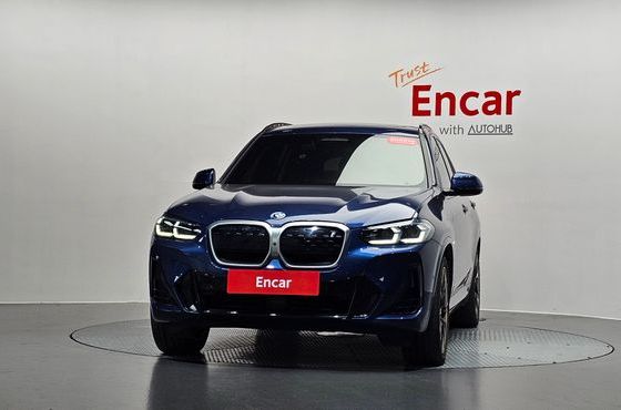 BMW iX3 M Sports — пробег 30 545 км — фото 3 из 5