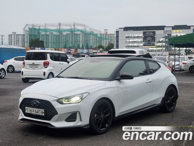 Hyundai Veloster 1.6 Turbo Sport Core — пробег 107 834 км — фото 1 из 5