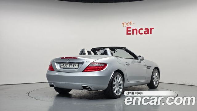 Mercedes-Benz SLK-Class 200 Blue Efficiency R172 — пробег 102 365 км — фото 2 из 5