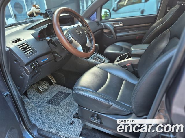 Ssangyong KORANDO 4WD GT 9-seater — пробег 167 000 км — фото 5 из 5