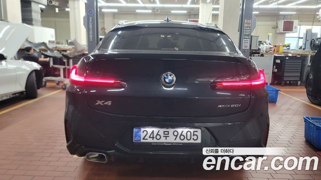 BMW X4 xDrive20i M Sport — пробег 24 895 км — фото 2 из 5
