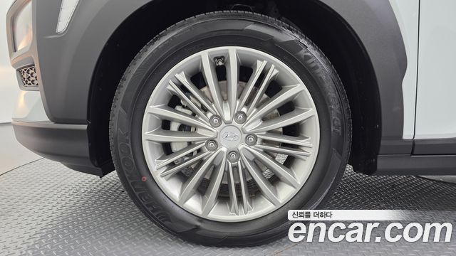 Hyundai Kona из Кореи Encar
