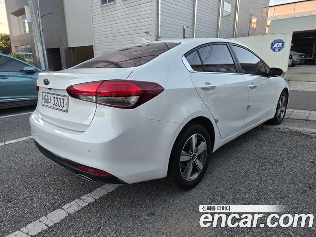 Kia K3 из Кореи Encar