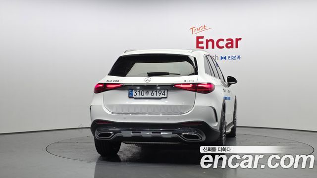 Mercedes-Benz GLC-Class GLC300 4MATIC AMG Line — пробег 12 596 км — фото 4 из 5