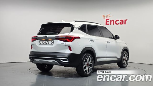 Kia Seltos из Кореи Encar