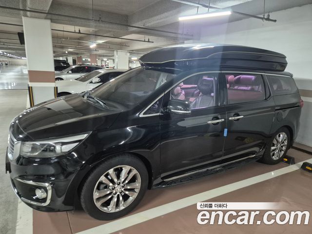 Kia Carnival Gasoline 9-seater Noblesse — пробег 94 849 км — фото 1 из 5