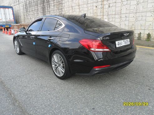 Genesis G70 2.0T AWD Elite — пробег 120 000 км — фото 4 из 5
