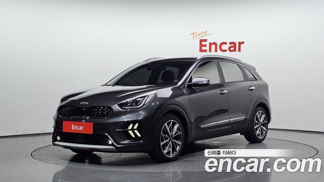 Kia Niro 1.6 HEV Noblesse Special — пробег 130 407 км — фото 1 из 5
