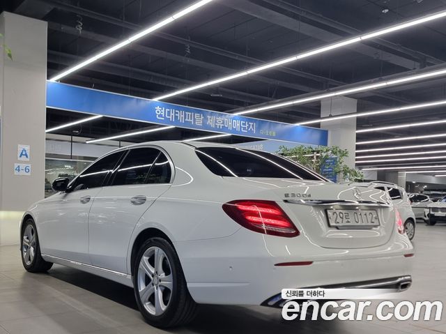 Mercedes-Benz E-Class из Кореи Encar