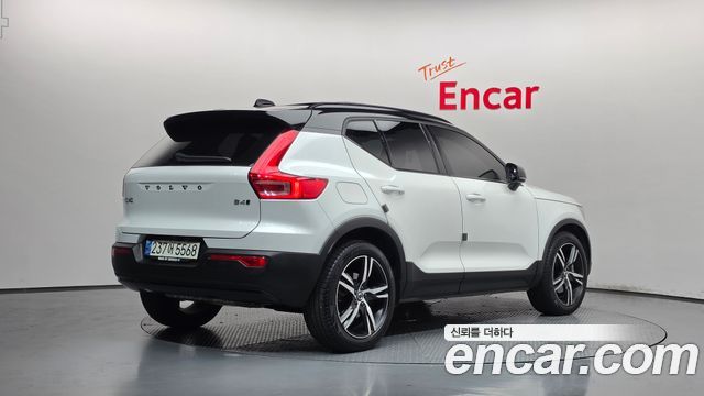 Volvo XC40 из Кореи Encar