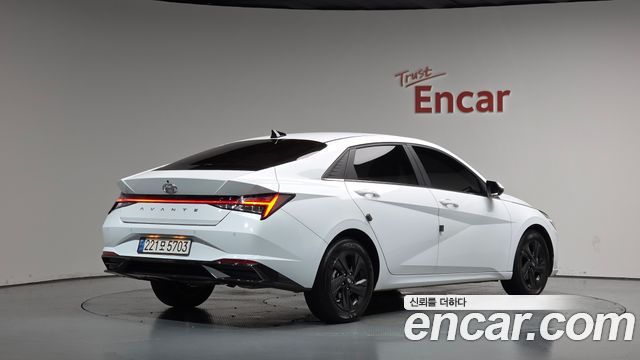 Hyundai AVANTE из Кореи Encar