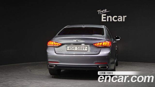 Hyundai Genesis из Кореи Encar