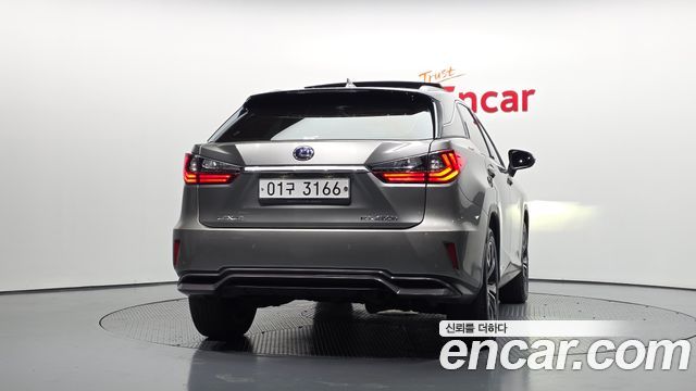 Lexus RX Executive — пробег 116 200 км — фото 4 из 5