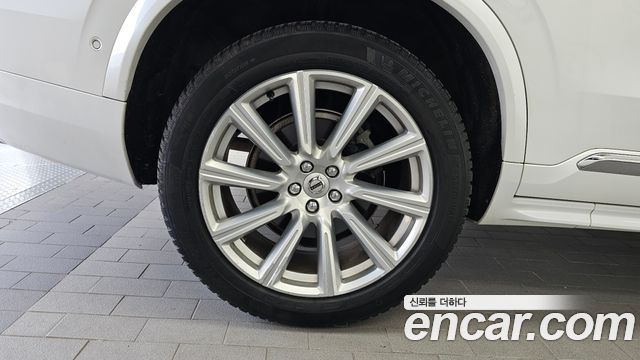 Volvo XC90 T6 Inscription — пробег 77 591 км — фото 5 из 5