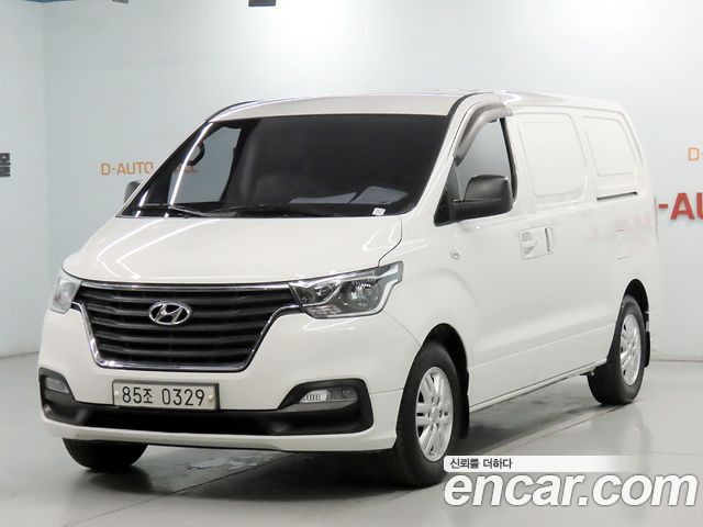Hyundai Starex Van 3-Seater Smart — пробег 149 985 км — фото 1 из 5