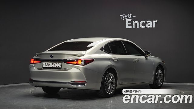 Lexus ES из Кореи Encar