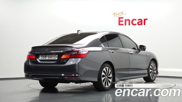 Honda Accord 2.0 Hybrid 9th — пробег 105 723 км — фото 2 из 5