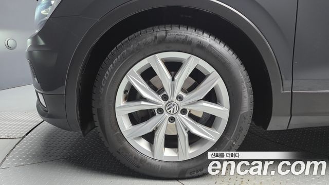 Volkswagen Tiguan из Кореи Encar
